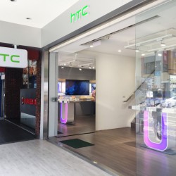 HTC八德店