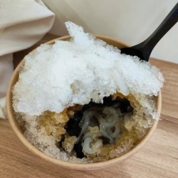 小滿手炒糖刨冰 豆花 飲品