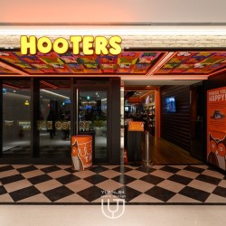 Hooters信義店