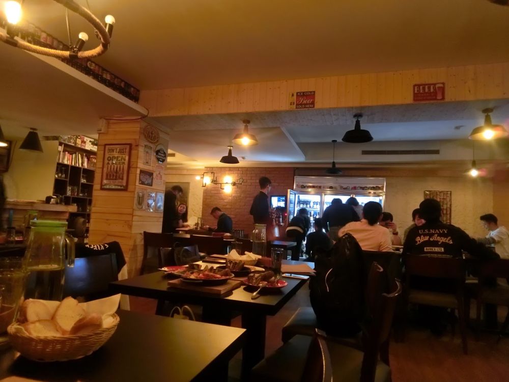 ABV Bar &amp; Kitchen지중해 레스토랑